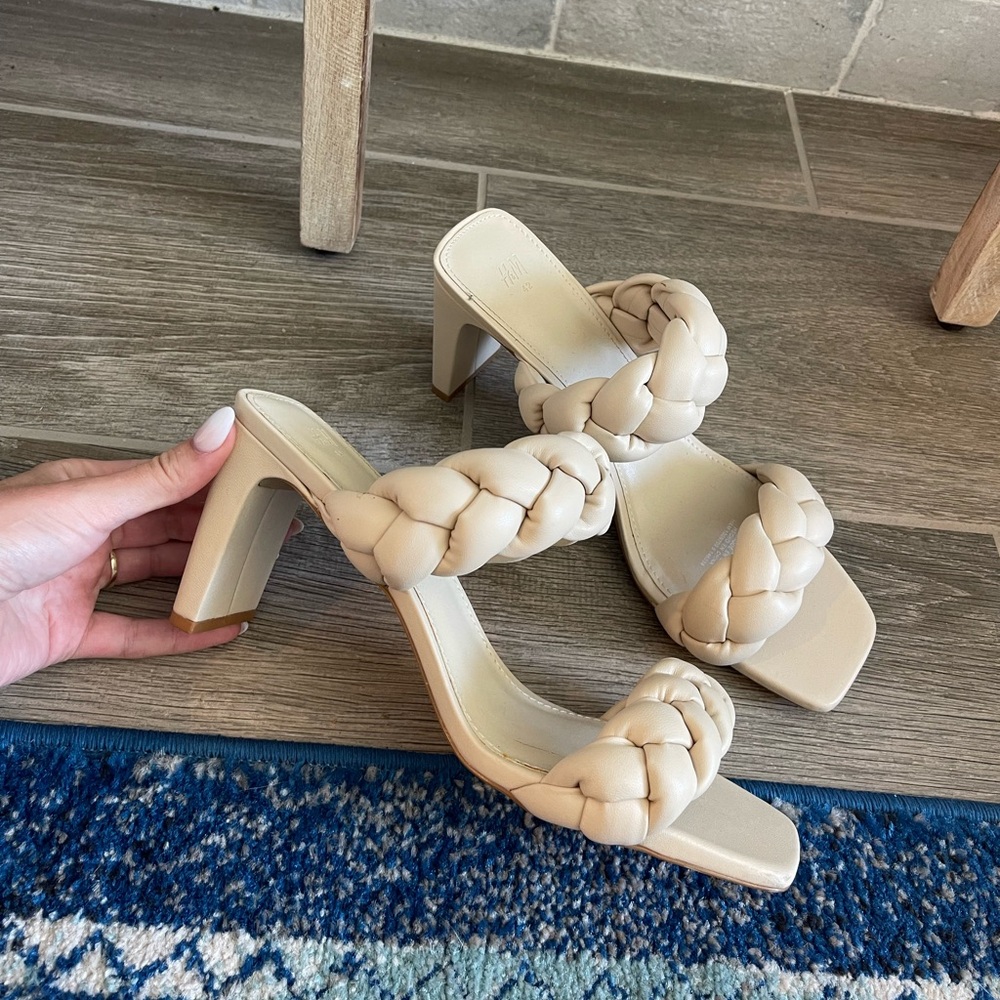 Brand new. Beige / off white heels